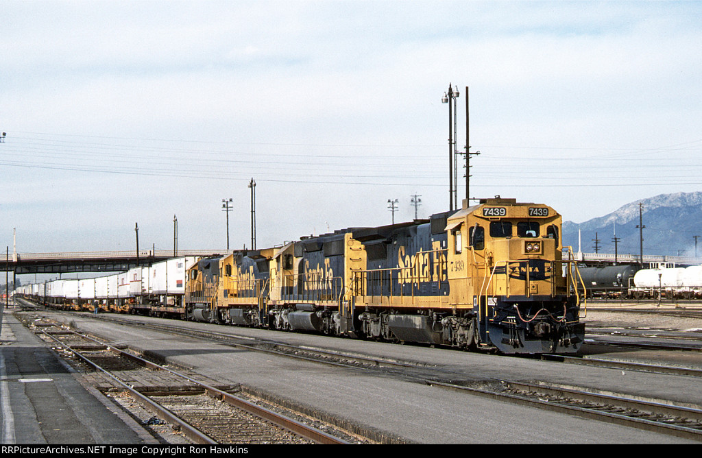 ATSF 7439